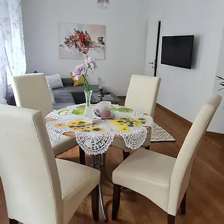 Apartmenthaus Gratzer Апартаменти